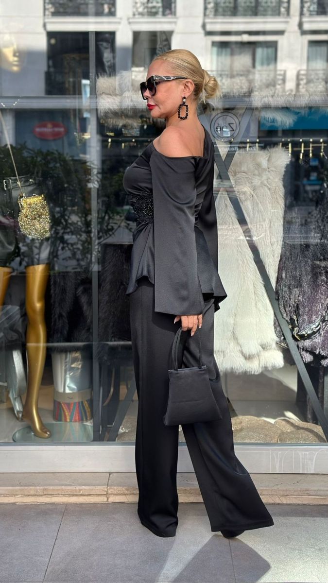 Taş Detaylı Saten İkili Takım