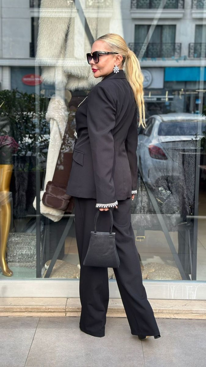 Özel Tasarım Taş Detaylı Büyük Beden Takım