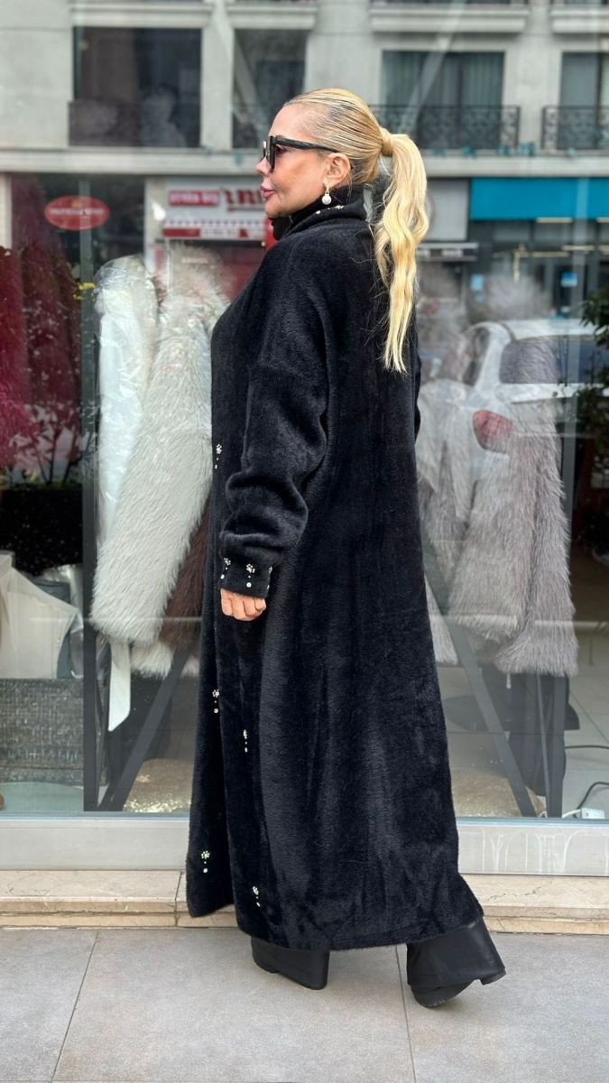 Taş Detaylı Angora Siyah Hırka