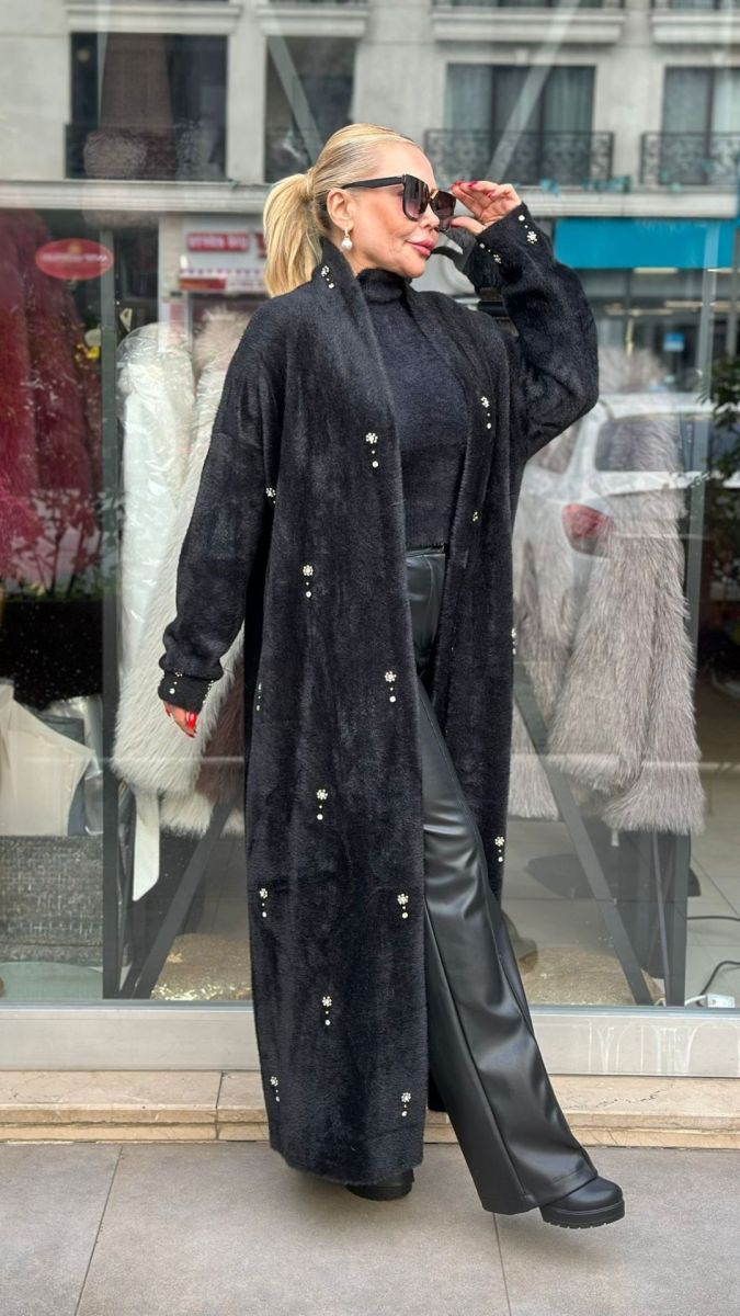 Taş Detaylı Angora Siyah Hırka