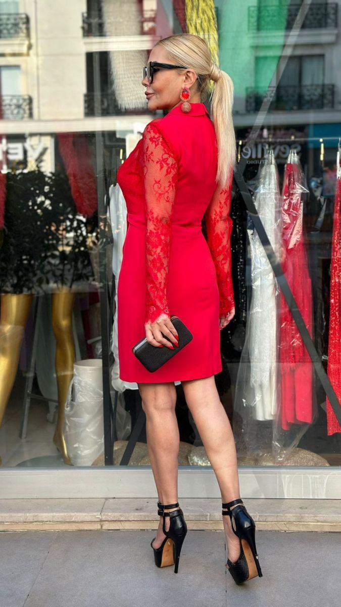 Özel Tasarım Tül Detaylı Kırmızı Elbise